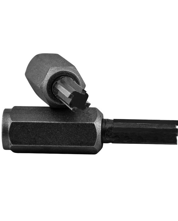 4 Skærs M14 Fugefræserstift fra OSM Tools i sort farve med en skæredybde på 26 mm. Med 4 hårdmetal skær og tilgængelige diametre mellem 8-12 mm. Fastspændes i adapter (bestilles særskilt).