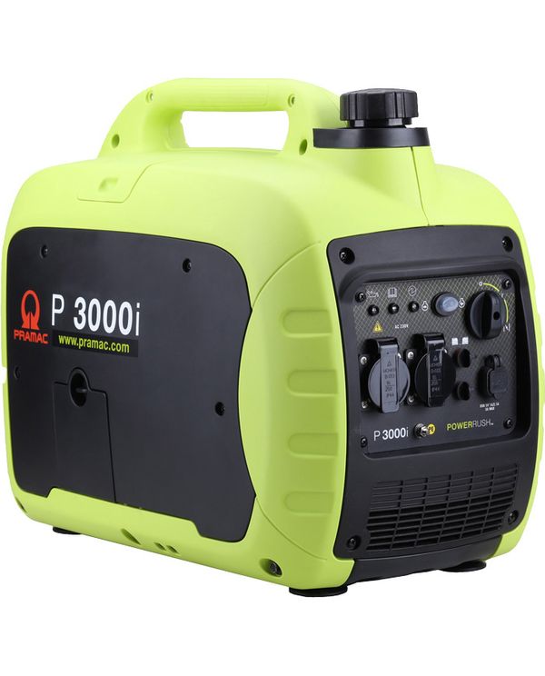 Generator P3000I Inverter fra Pramac i kabinet i lysegrøn farve, fremstillet i hårdt plast. Betjeningspanelet og siden er i sort farve. 