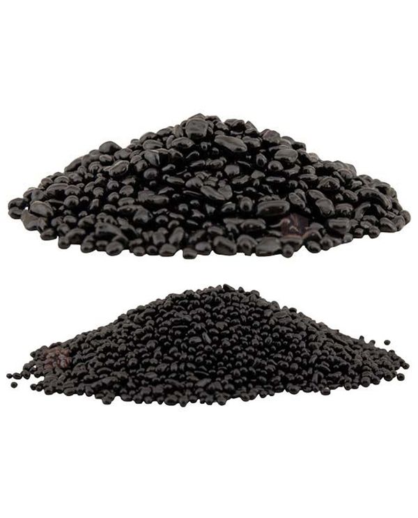 Slebne Glasperlesten i sort farve til dekoration og støbning. Fås i størrelsen 2-4 mm og 3-6 mm. Vælg mellem 200 g, 500 g, 1 kg og 10 kg.